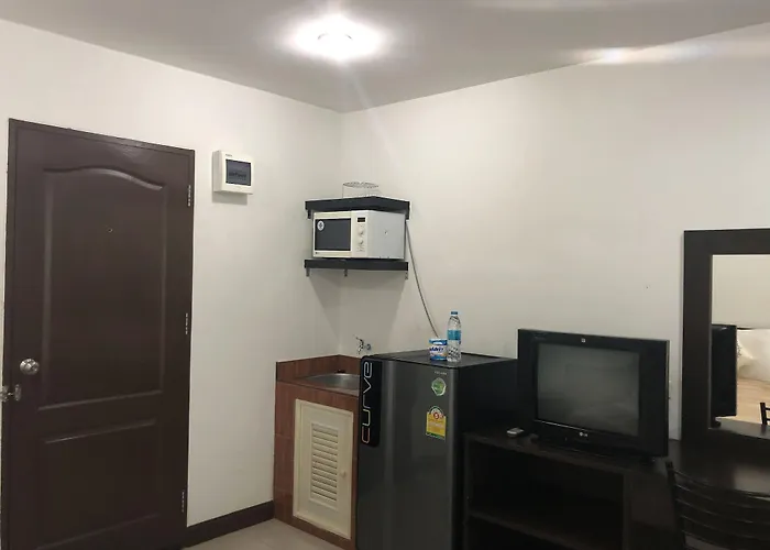 Hotel Aravinda Living