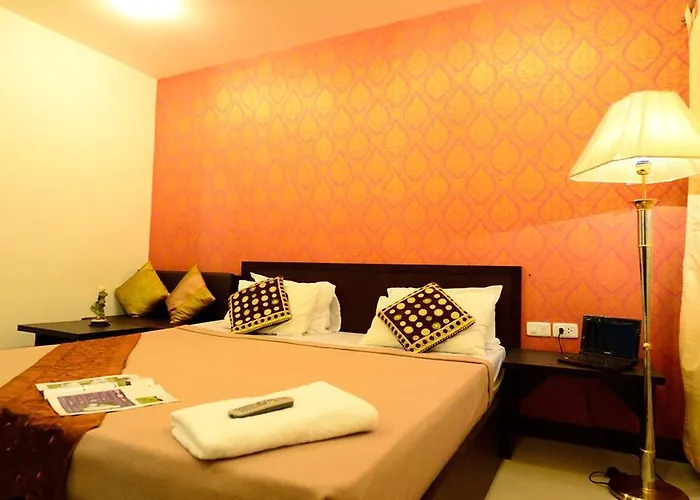 Hotel Aravinda Living