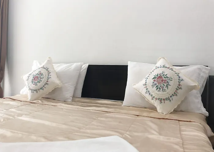 Hotel Aravinda Living 3*